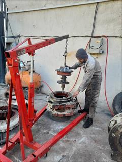 industry moulding-machining moulding-machining تراشکاری سنگین موتور