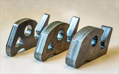 industry iron iron برش لیزرخم CNCجوشکاری و مونتاژ فلزات ۱۵ سال سابقه