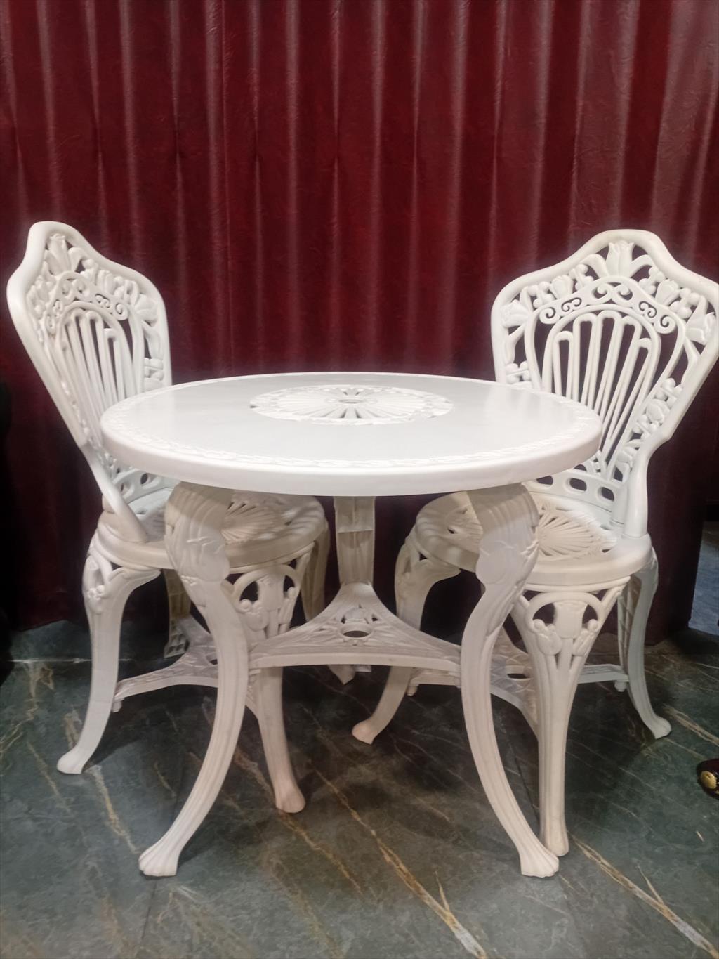 ست میز و صندلی پلیمری  در اندازه های 2 نفره ، 3 نفره ، 4 نفره  رو میتونید مستقیم از تولید کننده با قیمت مناسب  تهیه کنید.<br/>حتی می توانید با توجه به فضا industry other-industries other-industries