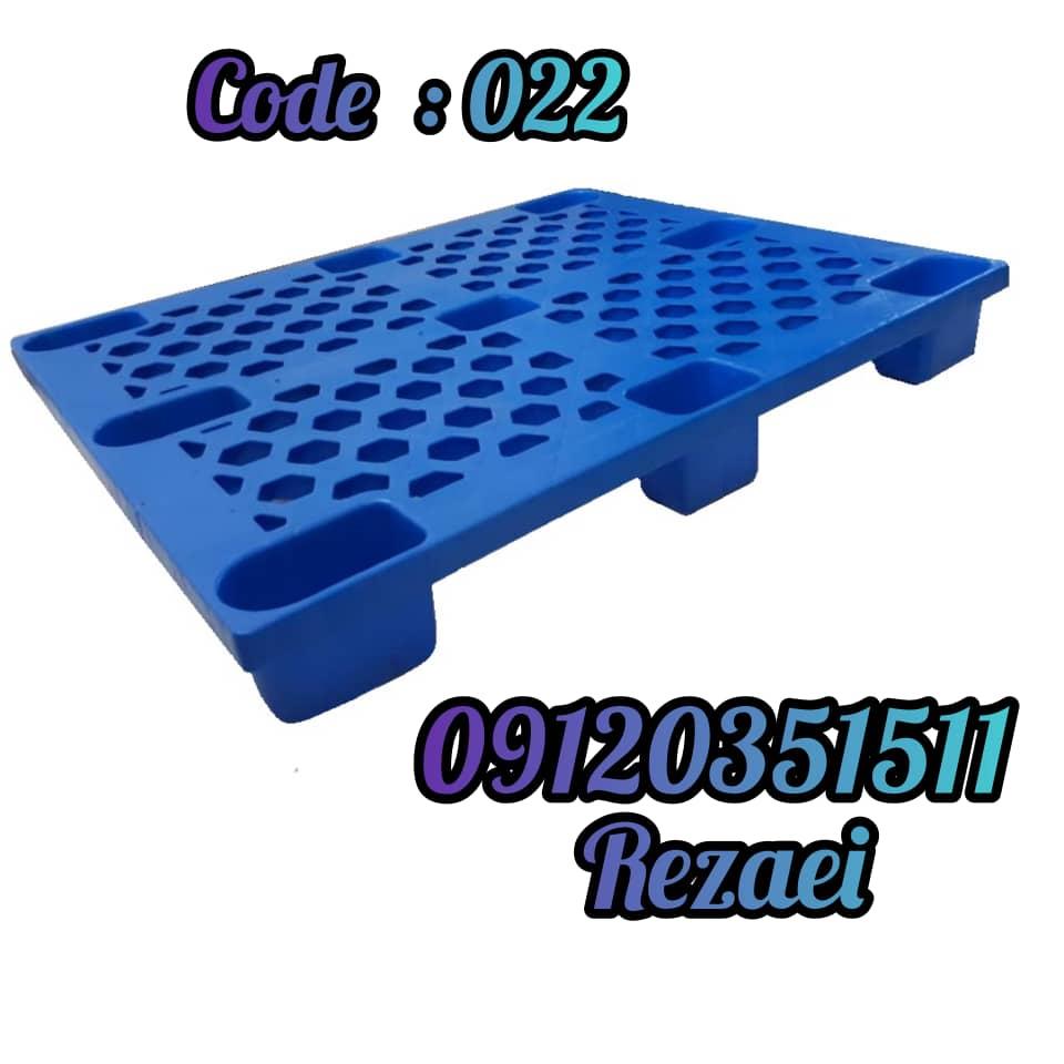کد : 022<br/>ابعاد :14*100*120<br/>وزن : 6500 گرم <br/>تولید شده از مواد درجه یک <br/>تحمل وزن در 300 کیلو متحرک و 600 کیلو ثابت <br/>جک پالت خور industry other-industries other-industries