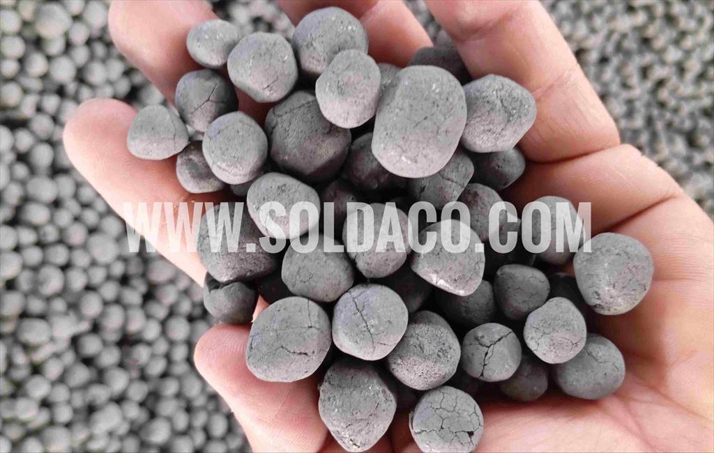 عرضه مستقیم آهن اسفنجی<br/><br/>تأمین آهن اسفنجی به‌صورت مستقیم و بدون واسطه، مناسب برای واحدهای تولیدی و فعالان حوزه فولاد.<br/><br/>امکان همکاری در تناژهای مختلف با services business business