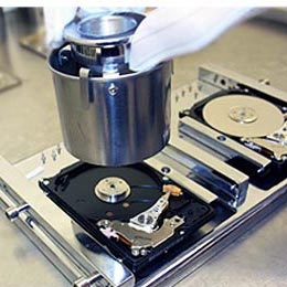 آموزش بازیابی و برگرداندن اطلاعات هارد دیسک با نرم افزار و کارت حرفه ای PC3000 ویژه ریکاوری اطلاعات<br/>این آموزش در کارگارههای تعمیرات هارد دیسک صورت پذی services educational educational