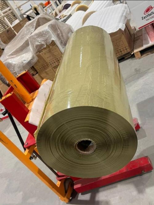 مجموعه تهران چسب یکی از تولیدکنندگان معروف چسب‌ها در ایران است که به تولید انواع چسب‌های صنعتی و ساختمانی می‌ پردازد. این مجموعه به تازگی خط تولید چسب industry tools-hardware tools-hardware