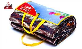 قیمت زیرانداز حصیری با توجه به ابعاد مورد نظر تعیین می شود. زیرانداز های حصیری دارای مقاومت بسیار بالایی نسبت به سایر زیرانداز های موجود در بازار هستن industry textile-loom textile-loom