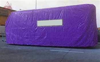 از چادر لمینت برای روکش کالا ، روکش غلات و محصولات کشاورزی ، چوشش استخر و ... استفاده می شود.<br/><br/>وزن سبک و کم حجم بودن ، مقاومت بالا در برابر آسیب های م industry textile-loom textile-loom