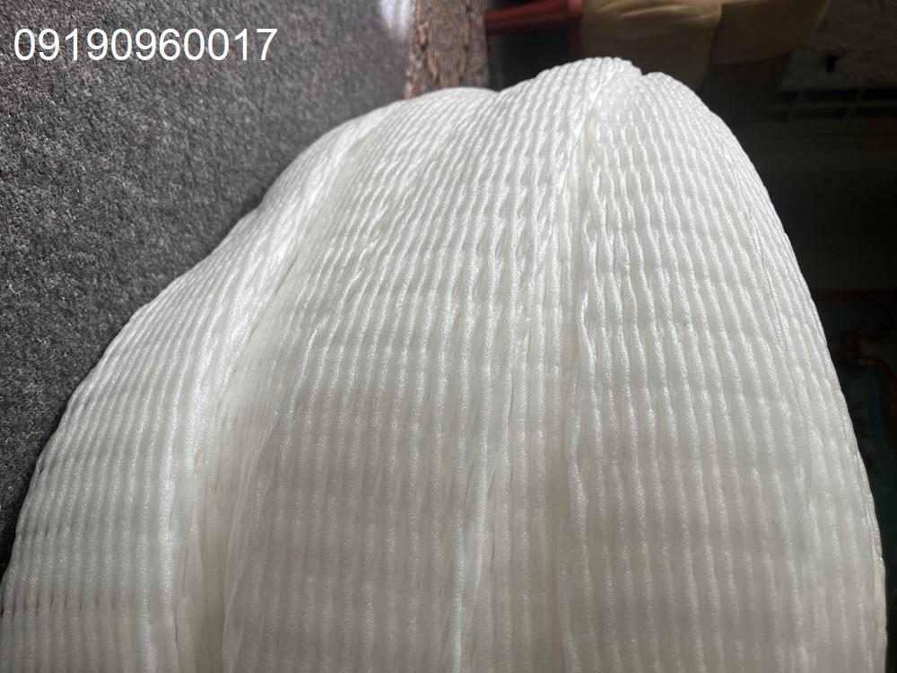  کارخانه تولید انواع فوم پلی اتیلن برای سایز و ابعاد مختلف<br/><br/>اینجا به صورت عمده و به صورت کلافی تولید و عرضه میکند.<br/><br/>فوم پلی اتیلن به صورت لانه زنبوری  industry packaging-printing-advertising packaging-printing-advertising
