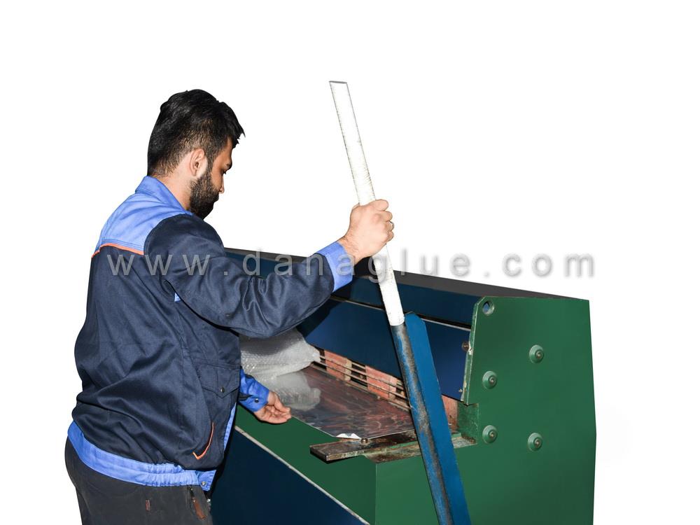 مجموعه تولیدی چسب دانا با بیش از 20 سال سابقه در زمینه تولید و واردات انواع چسب های صنعتی فعالیت می کند. تولید و واردات انواع چسب های دوطرفه ، آلومینی industry other-industries other-industries