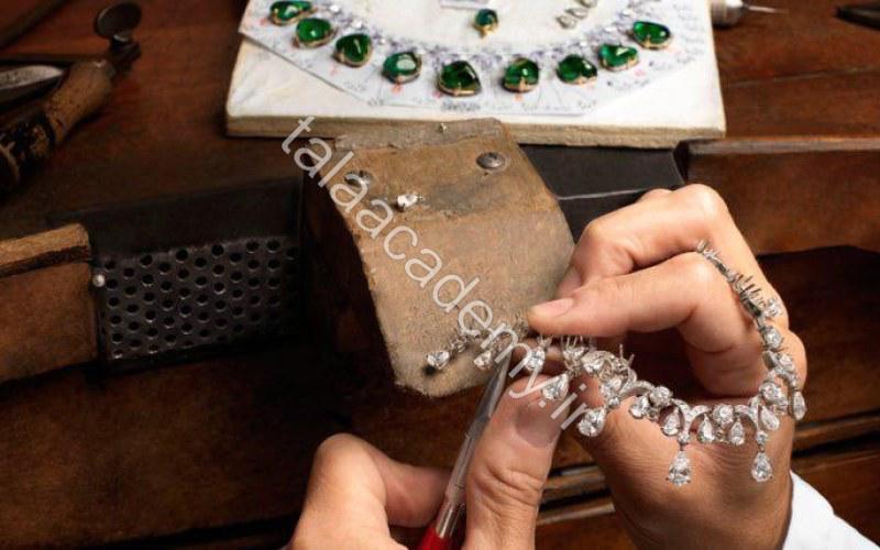 آموزشگاه طلا و جواهرسازی شهید مصیبی با شماره ثبت 46350 با 12 سال سابقه ساخت طلا و جواهر در استان یزد و تهران و عضو مركز آموزش علوم و فنون طلا و جواهر  services services-other services-other