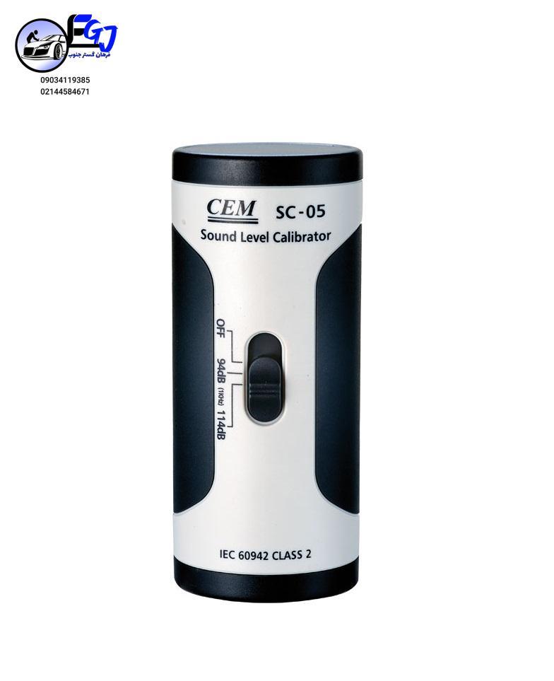 کالیبراتور صدا سنج مدل SC-05 برند CEM<br/><br/>کالیبراتور صدا سنج SC – 05 جهت کالیبراتور دستگاه های صوت سنج کمپانی CEM (صداسنج هایی که میکروفن صداسنجی به قطر  industry tools-hardware tools-hardware