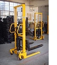 استاکر<br/>شرکت بازرگانی آران 55532773-55270705-09124410210--  <br/>www.Lift-iran.ir    www.aranmatin.co    www.aranmatin.com    www.paletjack.ir<br/>وارد کننده ا industry tools-hardware tools-hardware