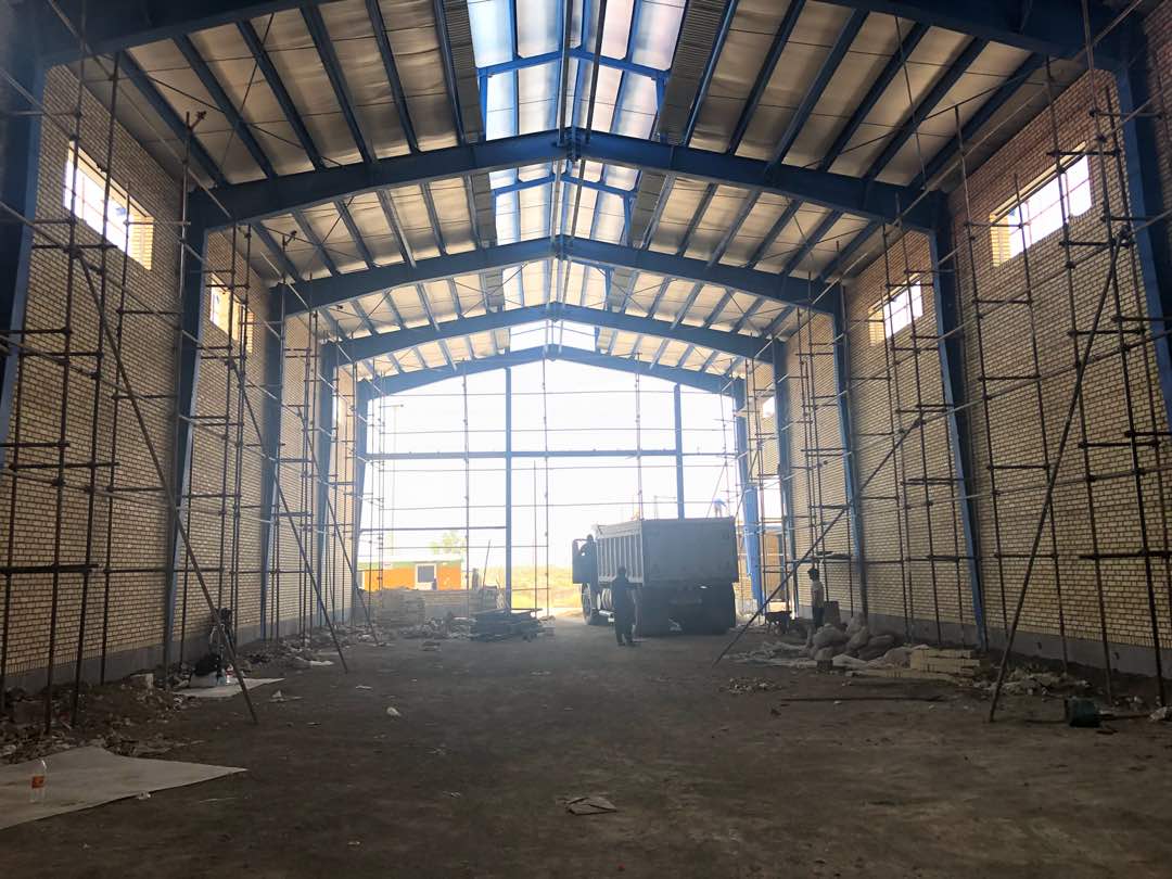 استان البرز(کرج) به خاطر نزدیکی به تهران از موقعیت بسیار ویژه ای از نظر تجاری و صنعتی برخوردار است.همچنین راه اندازی و ساخت کارخانه در کرج و ساخت سوله services construction construction