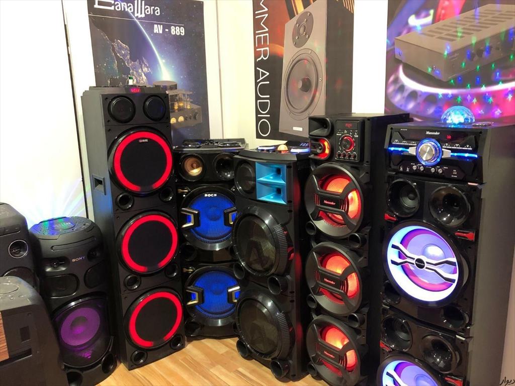 تعمیر انواع اسپیکرهای حرفه ای<br/>گیرندهای دیجیتال..امپلی فایر.ساب .بلندگو<br/> ‌‌تعمیرات با هماهنگی قبلی <br/>تهران-میدان انقلاب-کارگر شمالی-خ نصرت-نرسیده به جما services fix-repair fix-repair