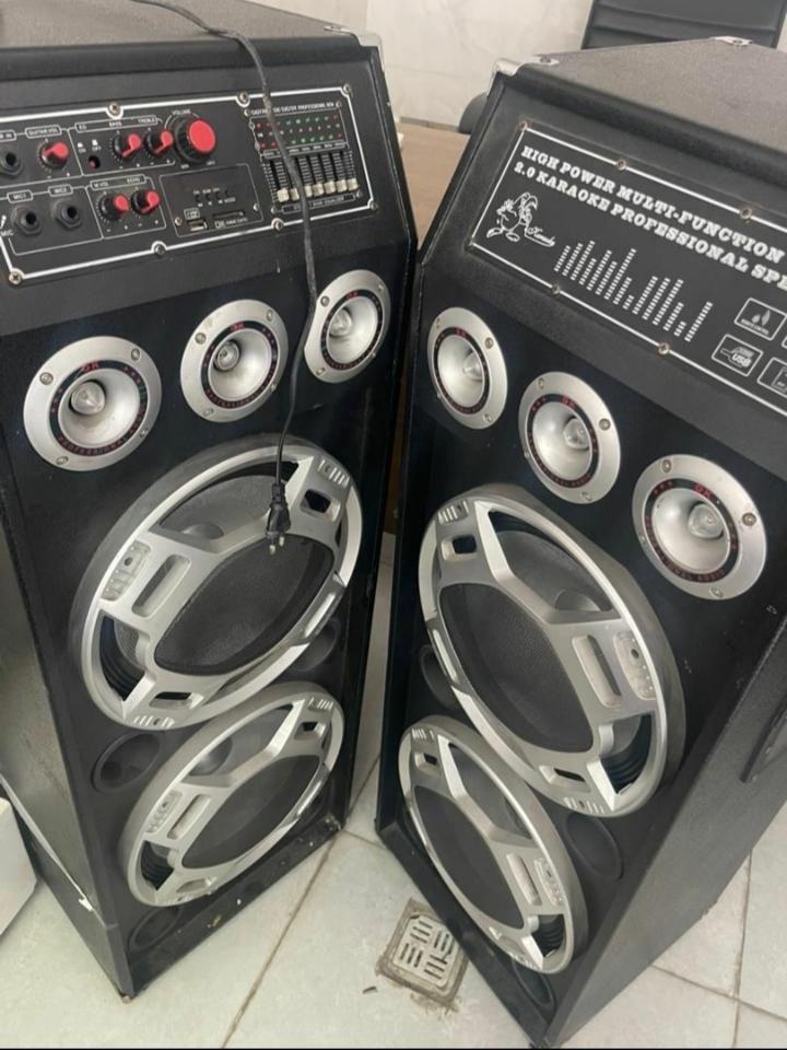 تعمیرات تخصصی دنیای تصویر <br/><br/>تعمیرات تخصصی انواع دستگاه های <br/><br/>تلویزیون <br/><br/>سینما خانواده<br/><br/>پرژکتور<br/><br/>اسپیکر<br/><br/><br/>تعمیرات تخصصی انواع تلویزیون <br/><br/>الجی سونی سامس services fix-repair fix-repair