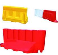 نیوجرسی پلاستیکی جزو یکی از تجهیزات ترافیکی و به عنوان یک جداکننده کاربرد مهمی دارد.در جاده ها به دلیل این که رانندگان دید کافی ندارند و مسیر حرکت خود industry roads-construction roads-construction