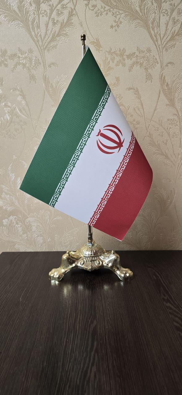 چاپ و تولید پرچم های رومیزی لیمنت بدون محدودیت در تعداد و با ارسال به تمامی نقاط کشور. انتخابی مناسب جهت تبلیغات محیطی در نمایشگاه ها و جشنواره ها همچ services printing-advertising printing-advertising