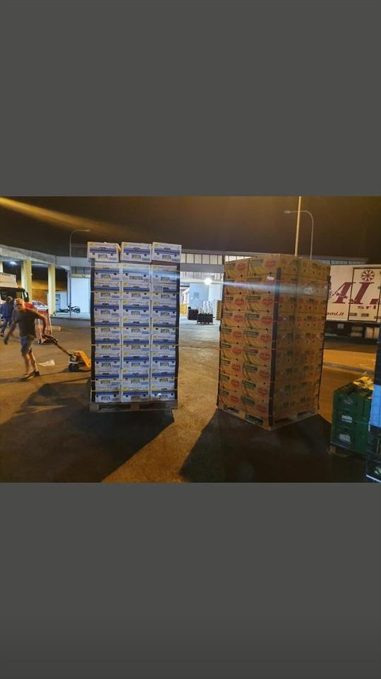 گروه صنعتی تی تاک در همه شهرهای کشور نمایندگی فعال میپذیرد.<br/><br/><br/>نبشی پلاستیکی <br/>✅از جنس پلی اتیلن مرغوب<br/>✅ مناسب برای بسته بندی و تسمه کشی  کارتن و پالت و industry other-industries other-industries