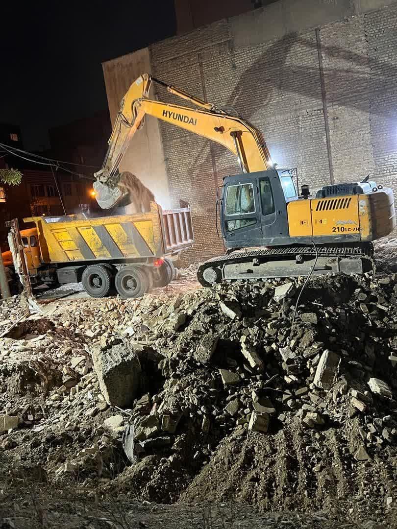 تخریب ساختمان و گودبرداری در تهران<br/>تخریب ساختمان و گودبرداری در کرج<br/>تخریب ، گودبرداری و پایدارسازی<br/>مشارکت در ساخت <br/><br/><br/>گروه پیمانکاری تاجیک<br/><br/>اگر به دنبا services construction construction
