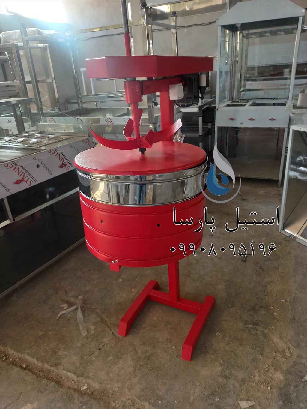 <br/>تخمه شور کن استیل صنعتی با قیمتی استثنایی و کیفیت بالا در کارخانه استیل پارسا عرضه می‌شود. این دستگاه با ظرفیت 7 کیلوگرم ایده‌آل برای کسب‌وکارهای مخت industry other-industries other-industries